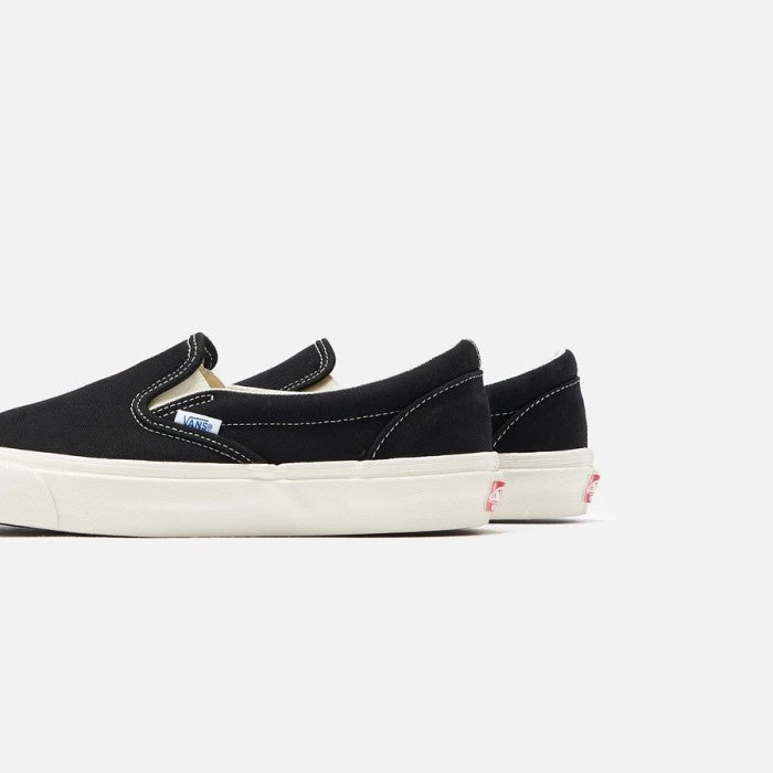 VANS UA OG Classic LX Canvas Slip-On Sneakers