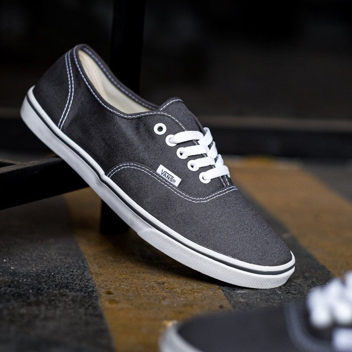 Vans Authentic Lo Pro Pewter True White