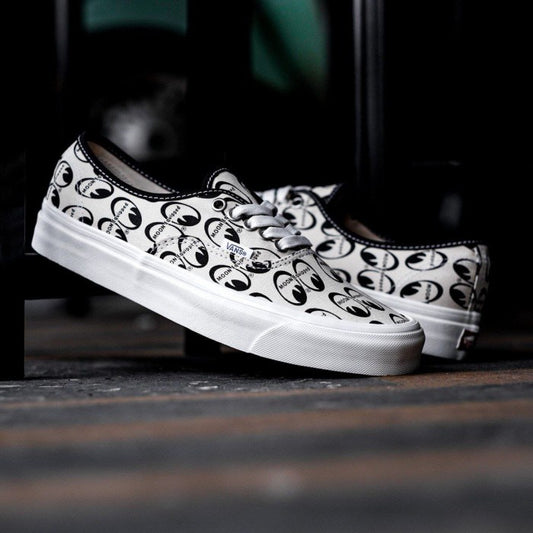 MOONEYES X Vans Authentic 44 DX Anaheim Factory / White ORIGINAL